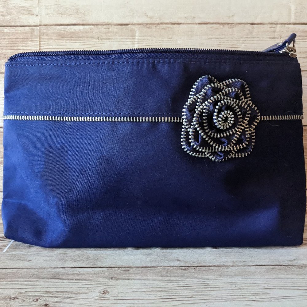 🦖4 for $20 Blue Lancome Cosmetic Bag